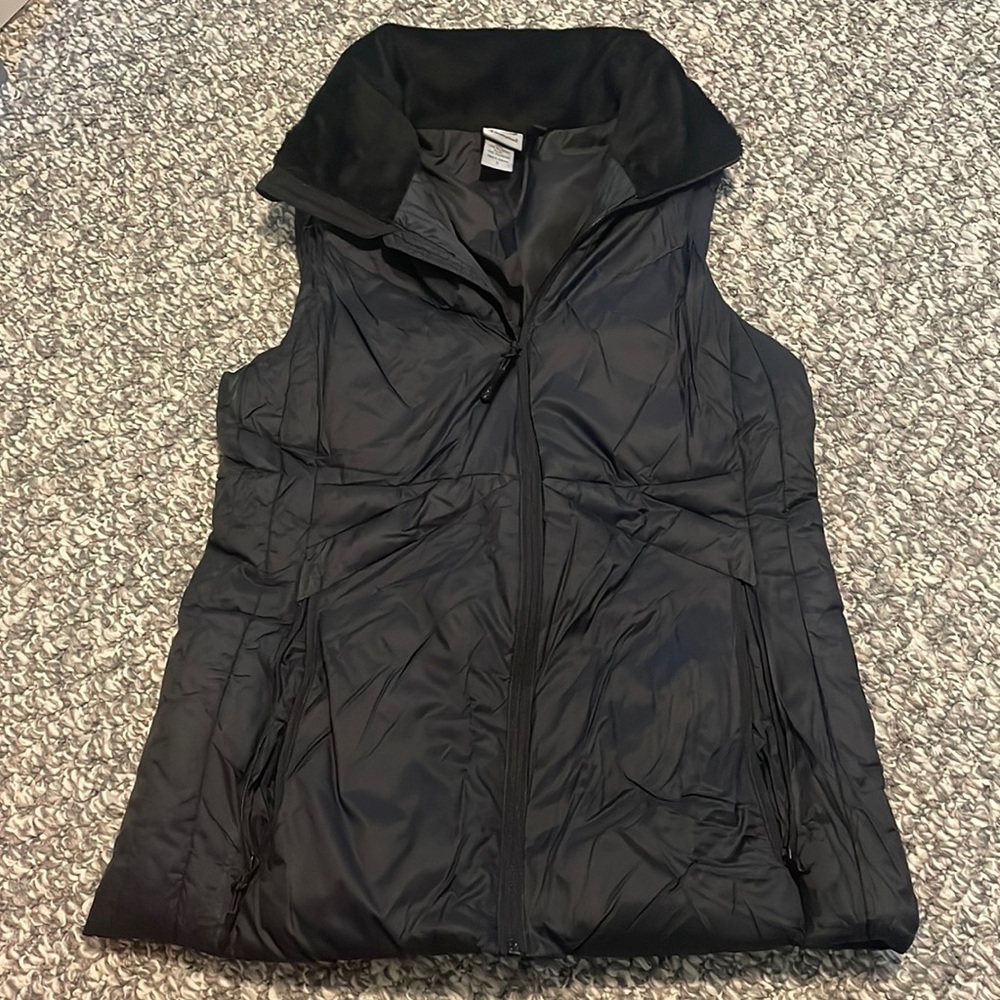 Like new Champion puffer vest